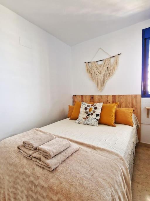 Acogedor Piso Con Terraza Y Parking! Appartement Benalmádena Buitenkant foto